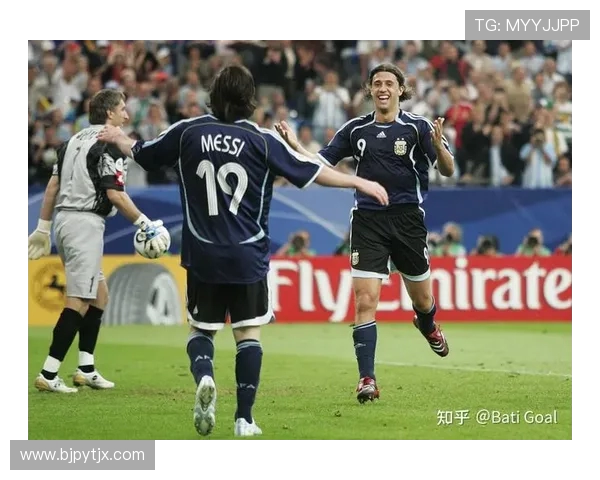 杭州足球队荣登足球意识排行榜第三名引发热议