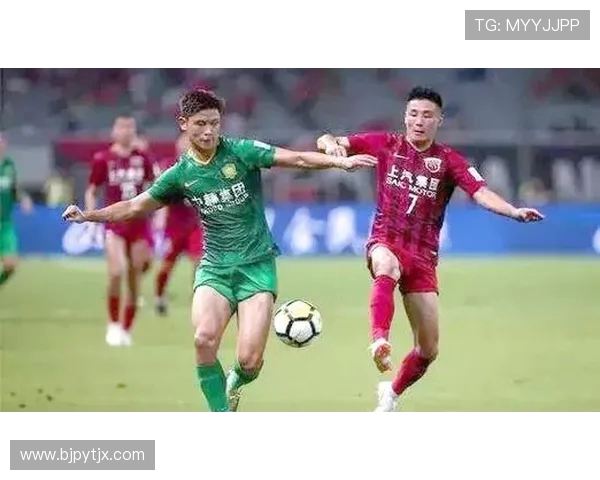 2014年广州恒大与柏队激战回顾：巅峰对决中的精彩瞬间与战术分析