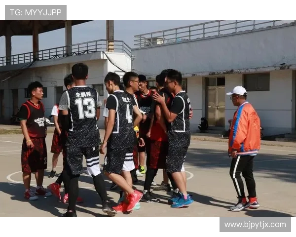 任骏飞领衔广东队再创辉煌展现篮球新风采的精彩瞬间